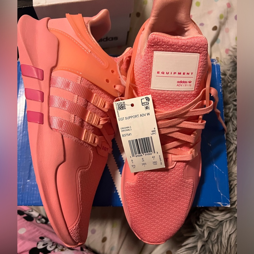 Women’s Adidas Eqt support adv size 9.5 pink